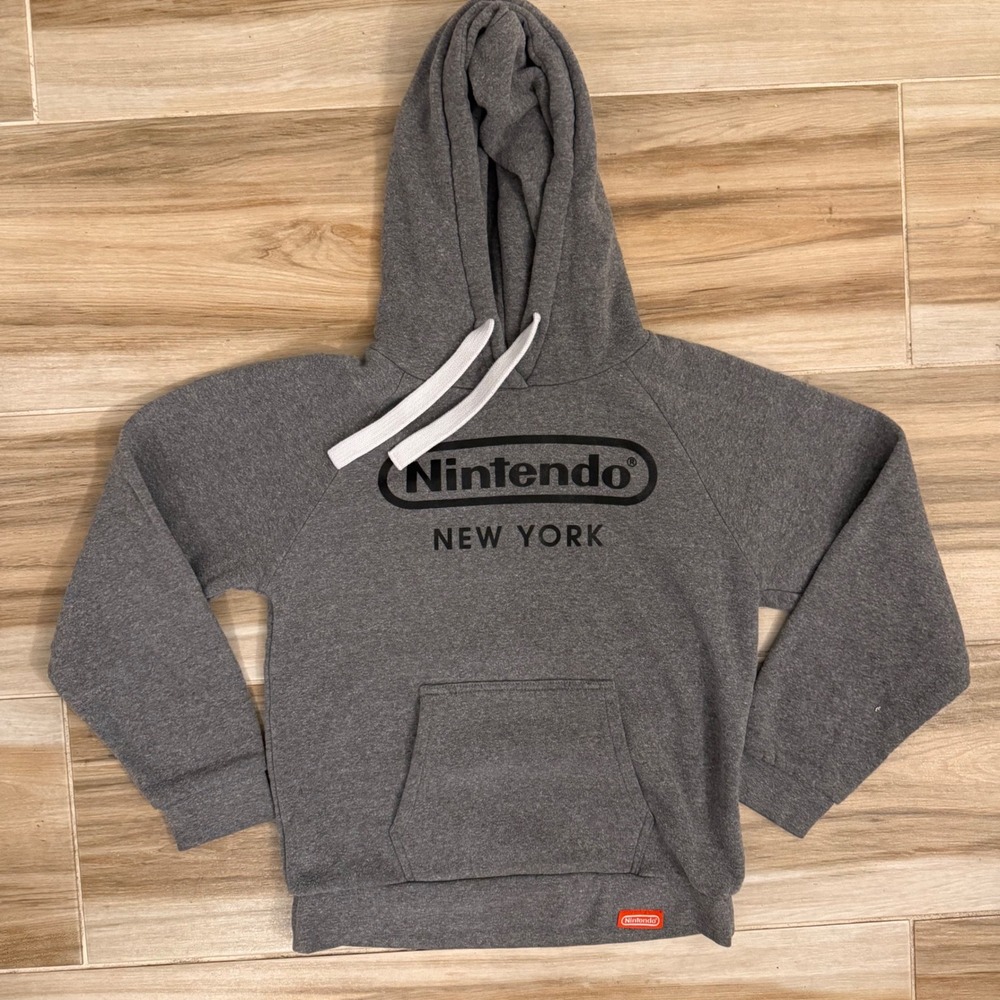 Nintendo New York Kids Gray Hoodie Sweatshirt Large Official Store Exclusive